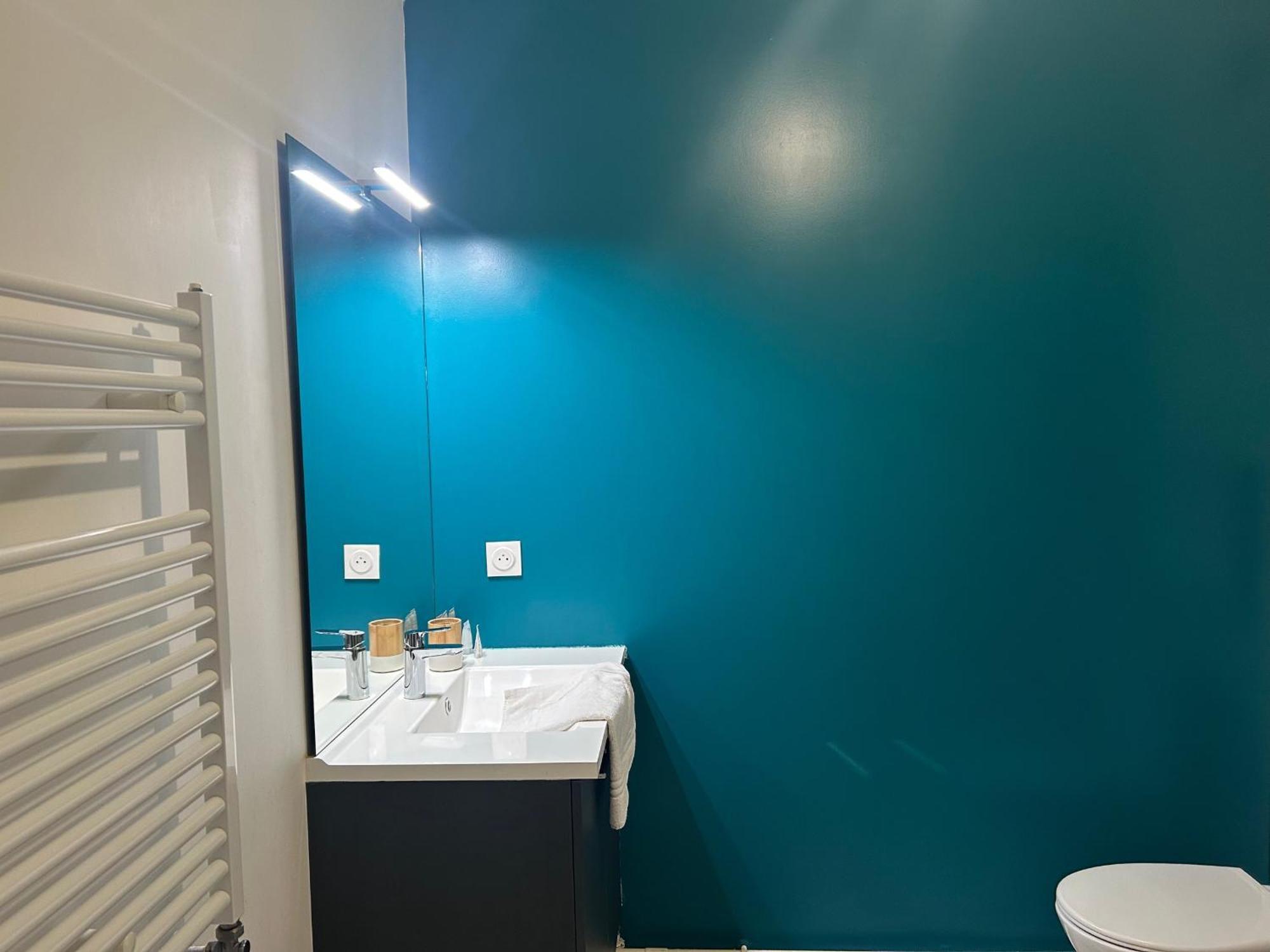 Studio Spacieux 4 Personnes Avec Terrasse Privee & Bureau - Gare A 4Min, Paris En 30Min ヴィリエ・シュル・マルヌ エクステリア 写真